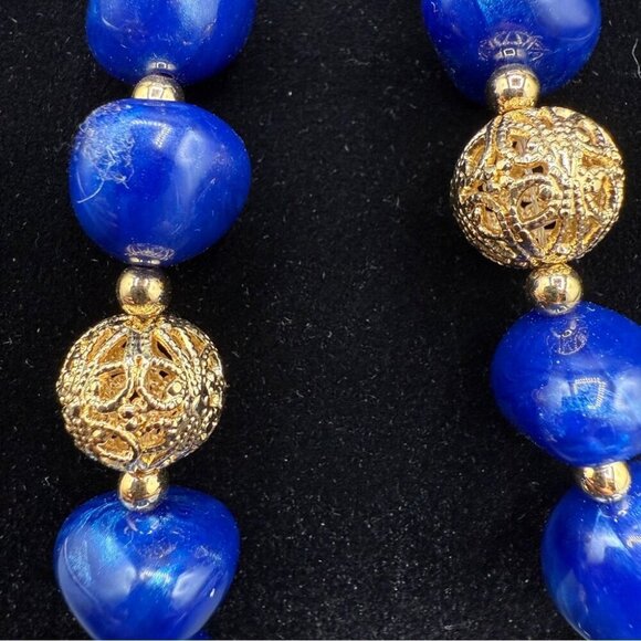 Trifari Signed Blue and Gold Beaded Filigree Elegant Necklace - Picture 6 of 9